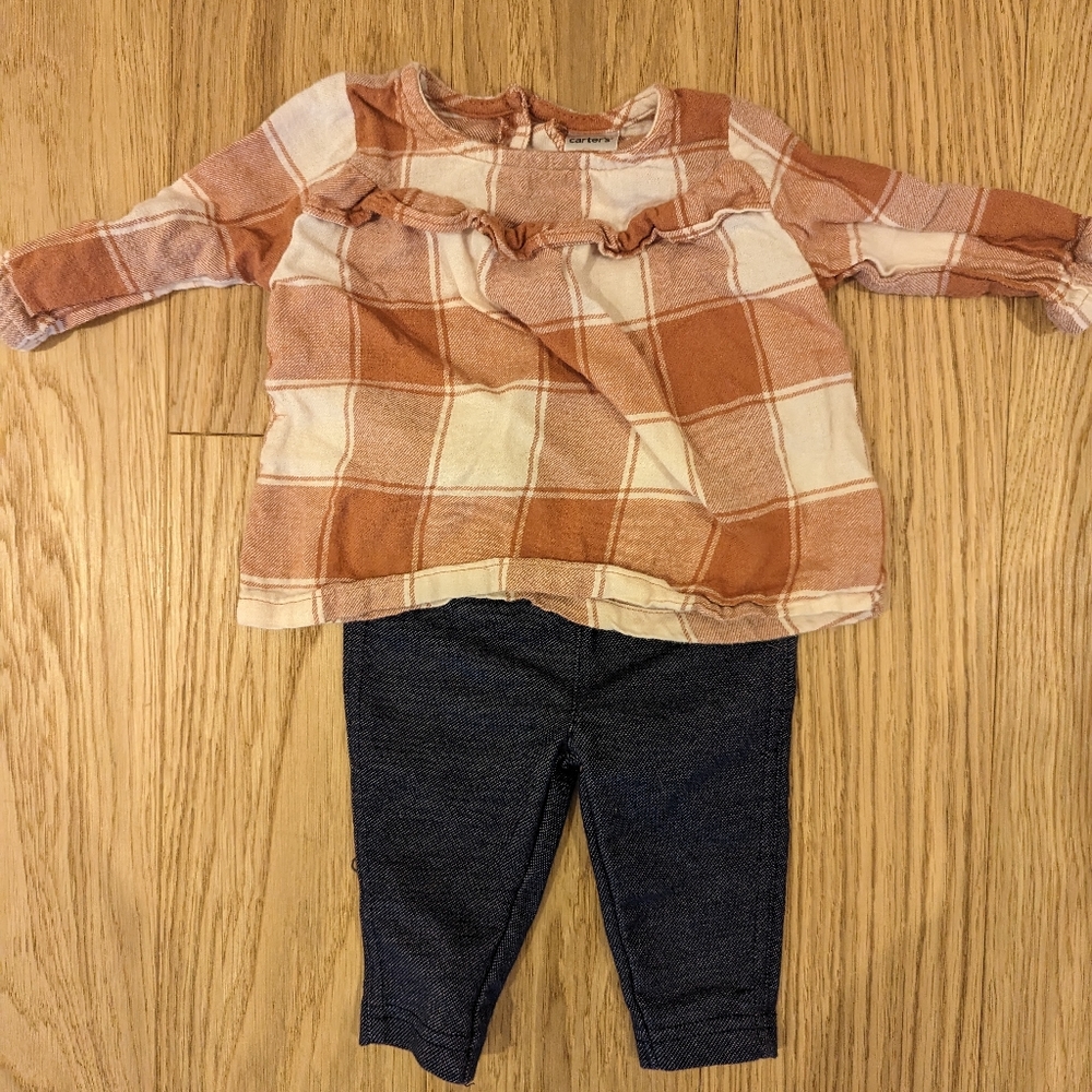 Carter's 2-pc plaid outfit (0-3 M)